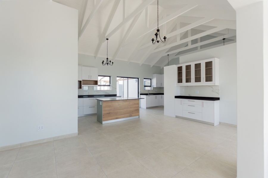 4 Bedroom Property for Sale in Da Gama Bay Western Cape